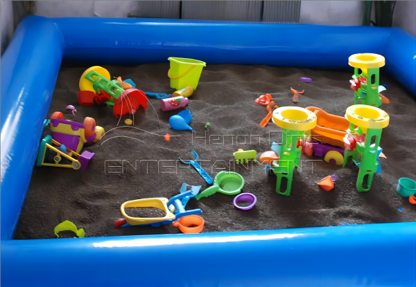 надувной бассейн с песком